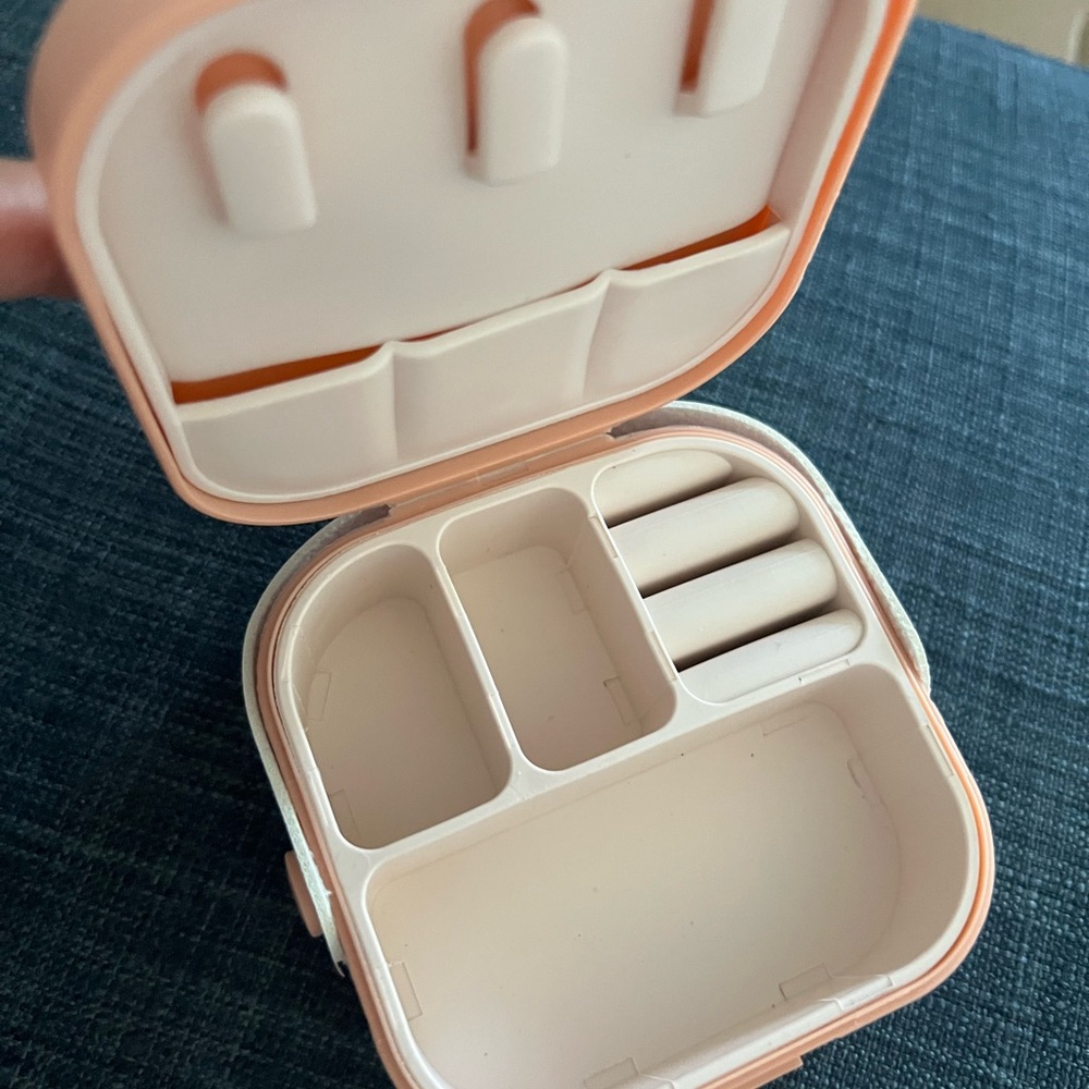 Mini Portable Jewelry Box